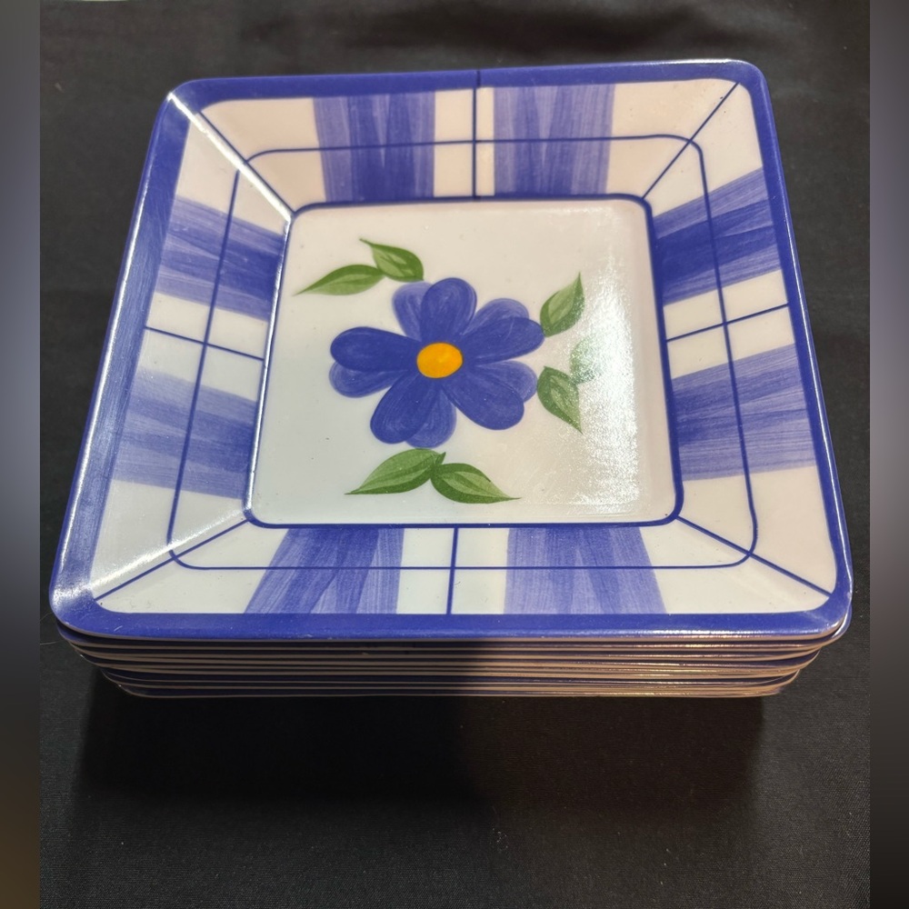 MELAMINE WARE SET OF 10 SNACK PLATES EUC LOT FLOWERS
